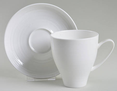 Spin White Flat Cup & Saucer Set