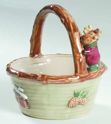 Heartland 7" Handled Basket by St Nicholas Square