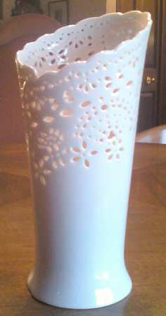 Cream Lace 13" Vase