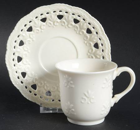 Cream Lace Flat Cup & Saucer Set