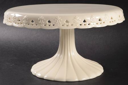 Cream Lace 10" Diameter Pedestal Cake Stand
