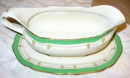 HCZ282 Gravy Boat & Underplate