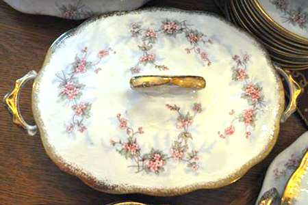SMP37 Oval Covered Vegetable