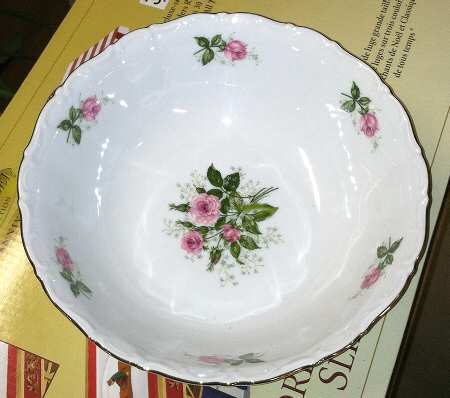 SLT440 10" Round Vegetable Bowl