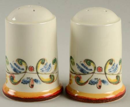 Mara Salt & Pepper Set
