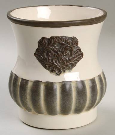 Vintage Pots by Southern Living