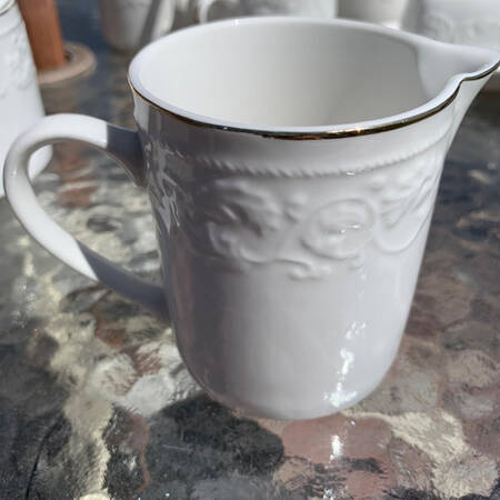 S0I1 Creamer by Sterling Imports