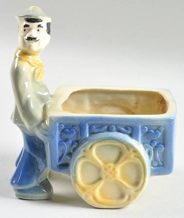 Planters Tony the Peddler Planter No Gold Trim