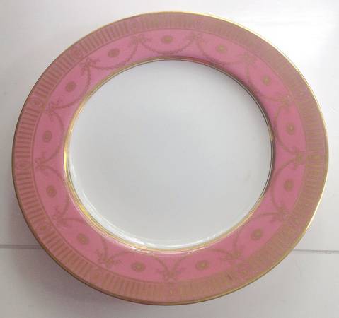 R6220 by Spode