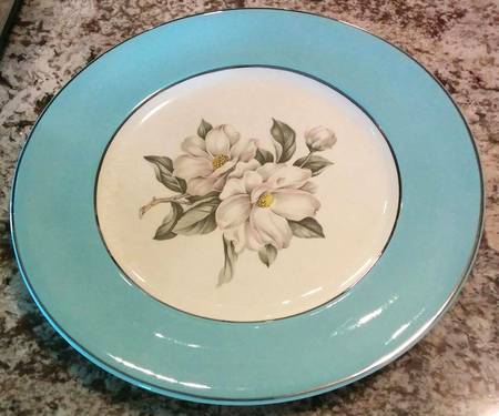 Camellia by Sovereign Potters
