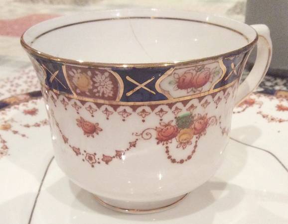 8664 Footed Cup
