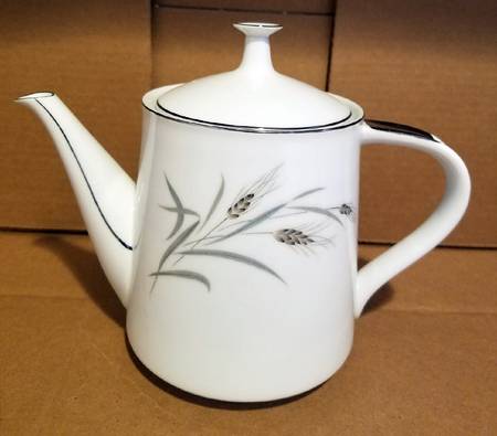 Sek4 Teapot & Lid by Seiko (Japan)