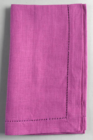 Fine Linens, Napkins (4 Pack) 20" x 20" Orchid Napkin