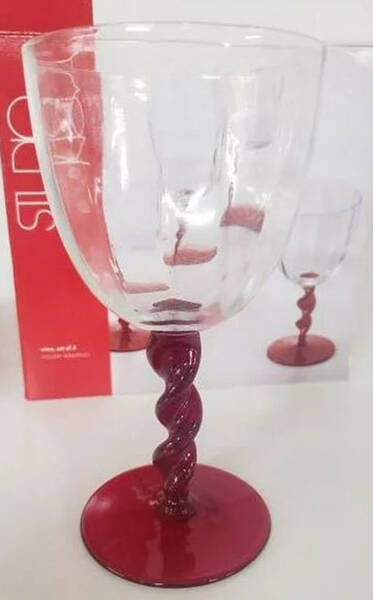 Holiday Wrapping Glassware Goblet