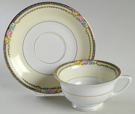 Footed Cup & Saucer Set