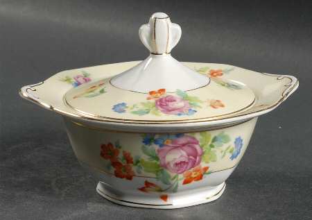 Lexington Sugar Bowl & Lid by Thun