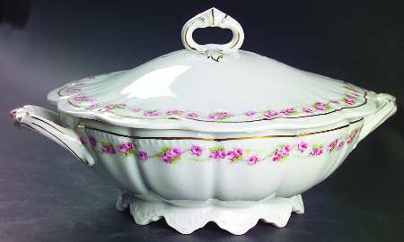 Marquis Round Covered Vegetable