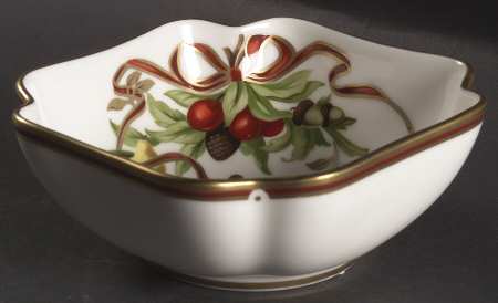 Tiffany Holiday (White Background, Japan) 5" Square Bowl