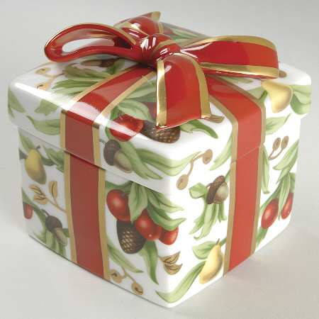 Tiffany Holiday (White Background, Japan) Square Box & Lid