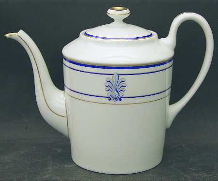 Shell & Thread (Limoges) Coffee Pot & Lid