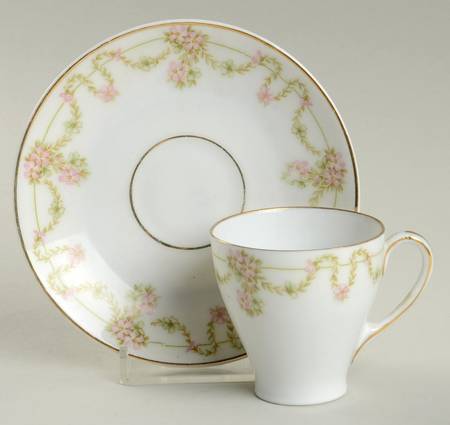 Arbutus Flat Demitasse Cup & Saucer Set