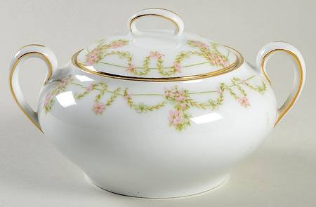 Arbutus Sugar Bowl & Lid