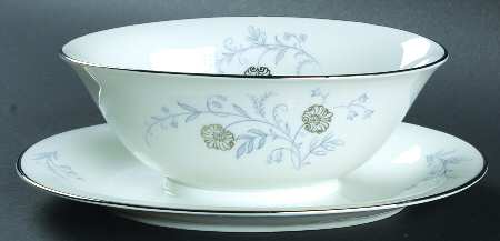 Enchanting Gravy Boat with Attached Underplate
