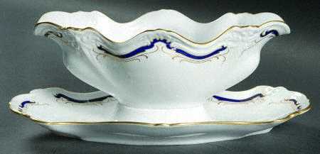 Gloriette Gravy Boat with Attached Underplate