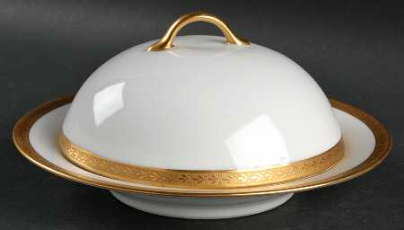 Laurel Round Covered Butter