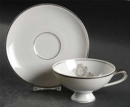Ebony Rose Footed Cup & Saucer Set