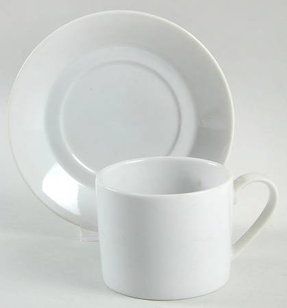 Basic V Flat Cup & Saucer Set