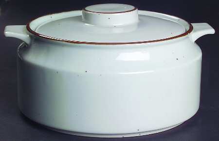Earthstone Rust Brown 2.5 Qt Round Covered Casserole