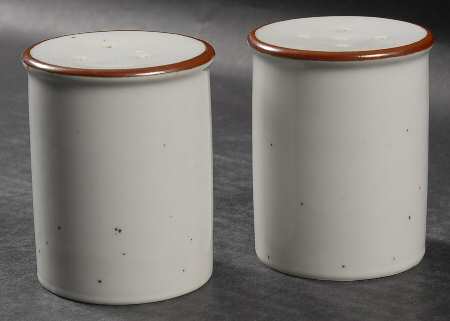 Earthstone Rust Brown Salt & Pepper Set