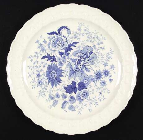 Center Bouquet Blue (Garland Shape) by Taylor, Smith &amp; Taylor (Ts&amp;T)