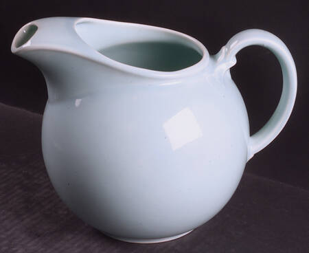 Luray Pastels Windsor Blue 76 Oz Jug