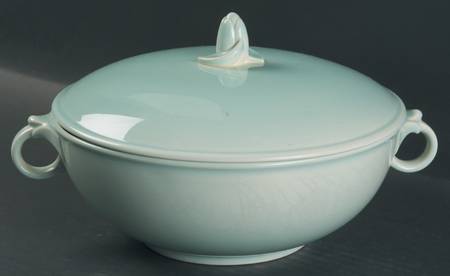 Luray Pastels Surf Green 1.25 Qt Round Covered Casserole