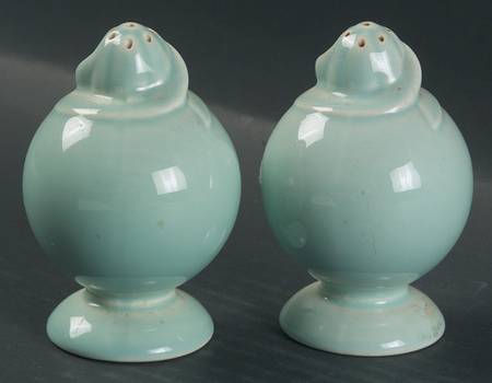 Luray Pastels Surf Green Salt & Pepper Set
