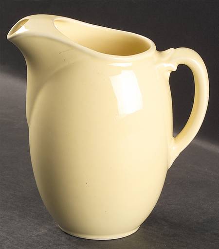 Luray Pastels Persian Cream Yellow 38 Oz Juice Jug