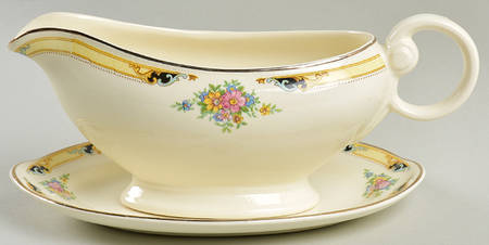 TST134 Gravy Boat & Underplate/Relish