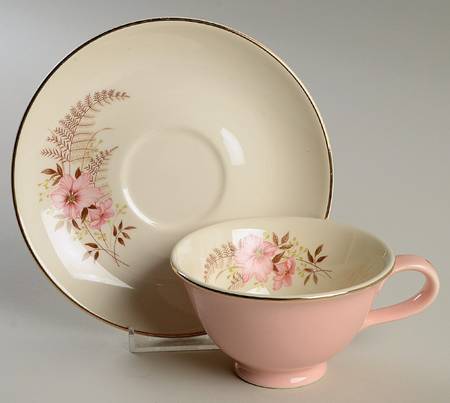 TST163 Footed Cup & Saucer Set
