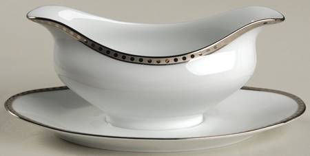Platinum Band Gravy Boat with Attached Underplate