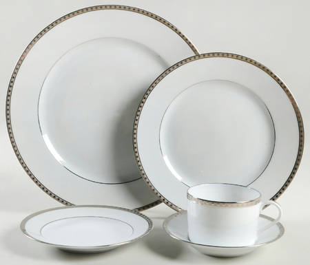 Platinum Band 40 Piece Estate Set