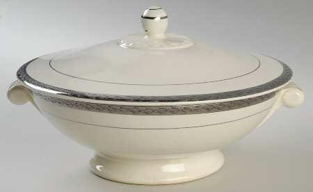 4404 Round Covered Vegetable