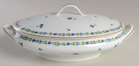 Villandry Oval Covered Vegetable