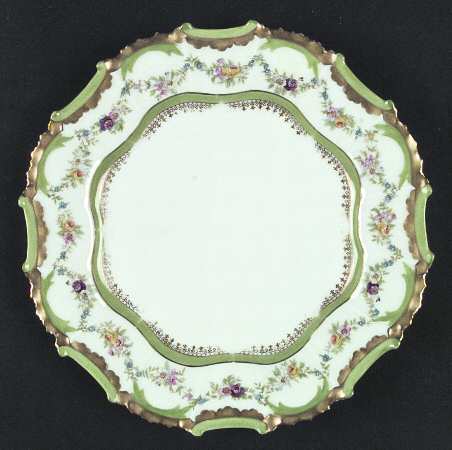 TRV189 Green by Tressemanes &amp; Vogt