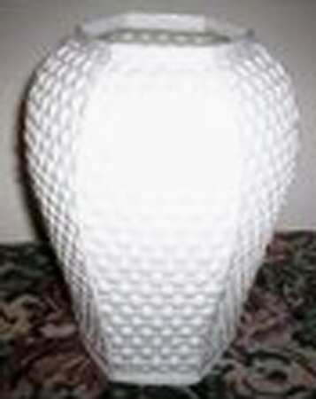 Tiffany Weave 9" Vase