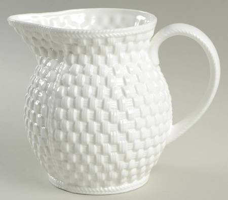 Tiffany Weave 32 Oz Pitcher