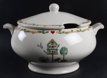 Birdhouse Tureen &  Lid