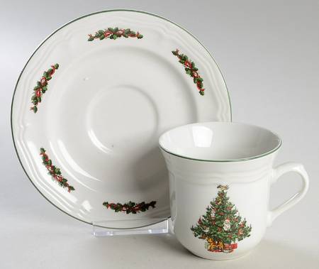 TAU17 Flat Cup & Saucer Set
