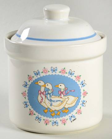 Ribbon Geese Small Canister & Lid